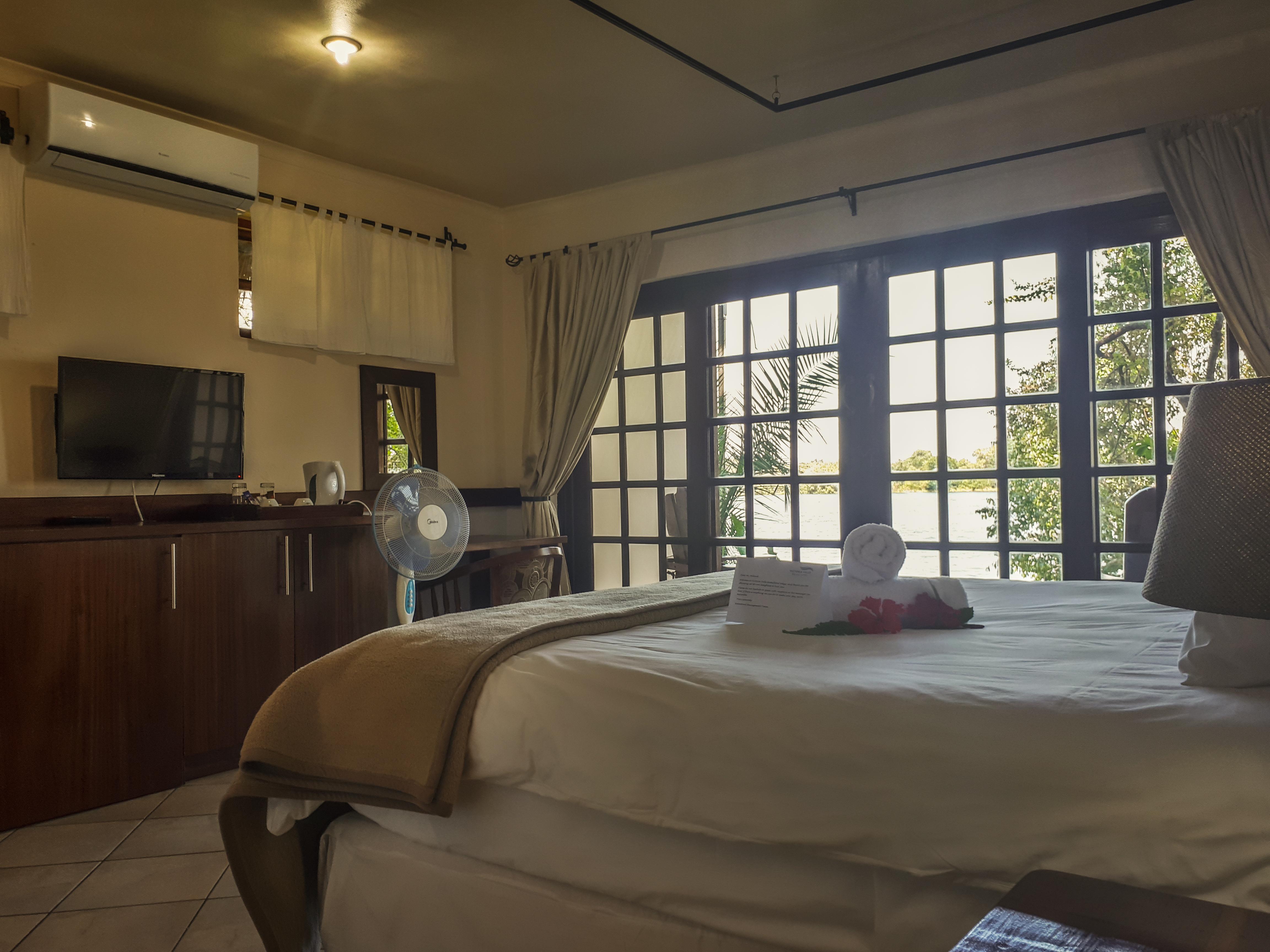 The Victoria Falls Waterfront Ливингстон Экстерьер фото