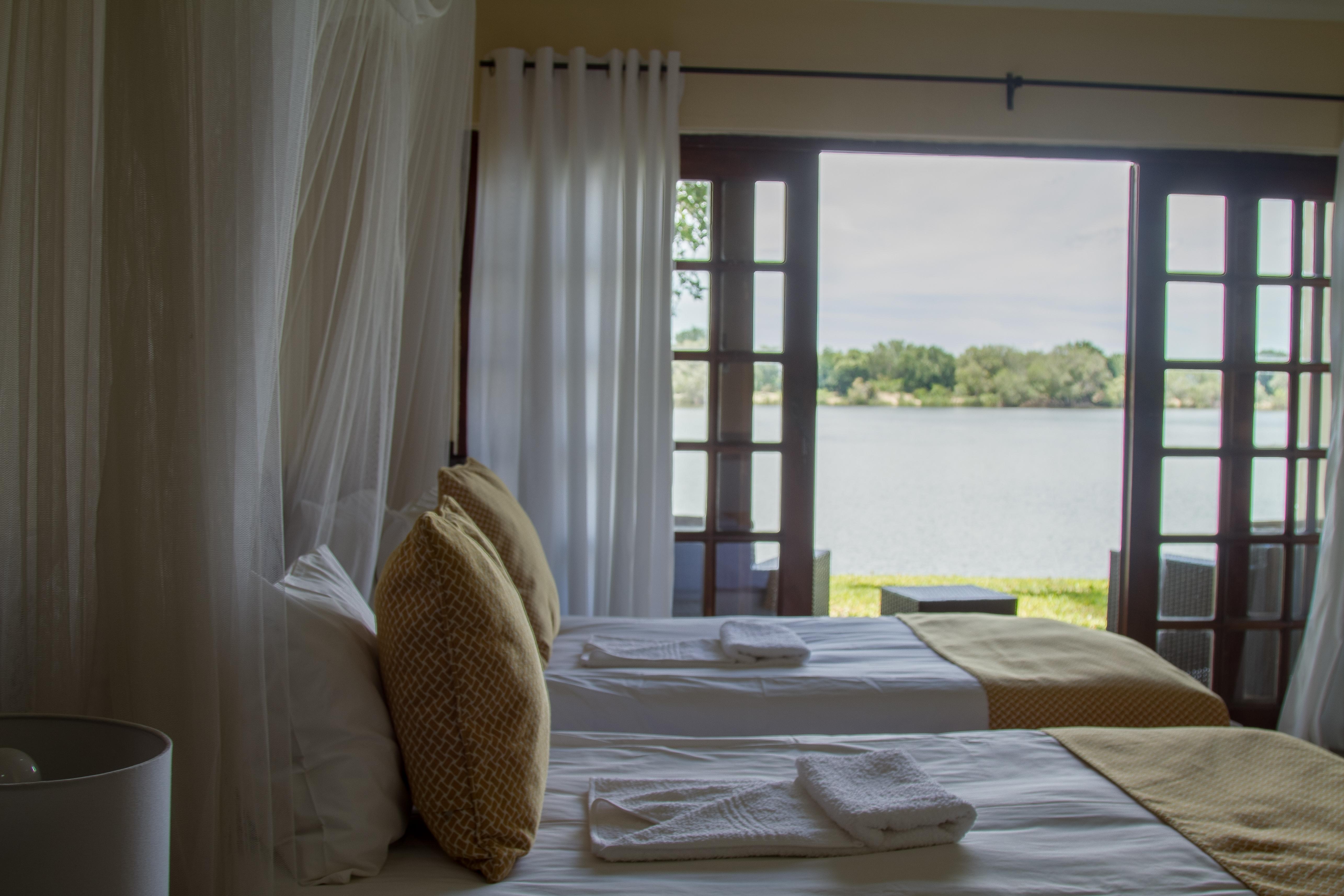 The Victoria Falls Waterfront Ливингстон Экстерьер фото