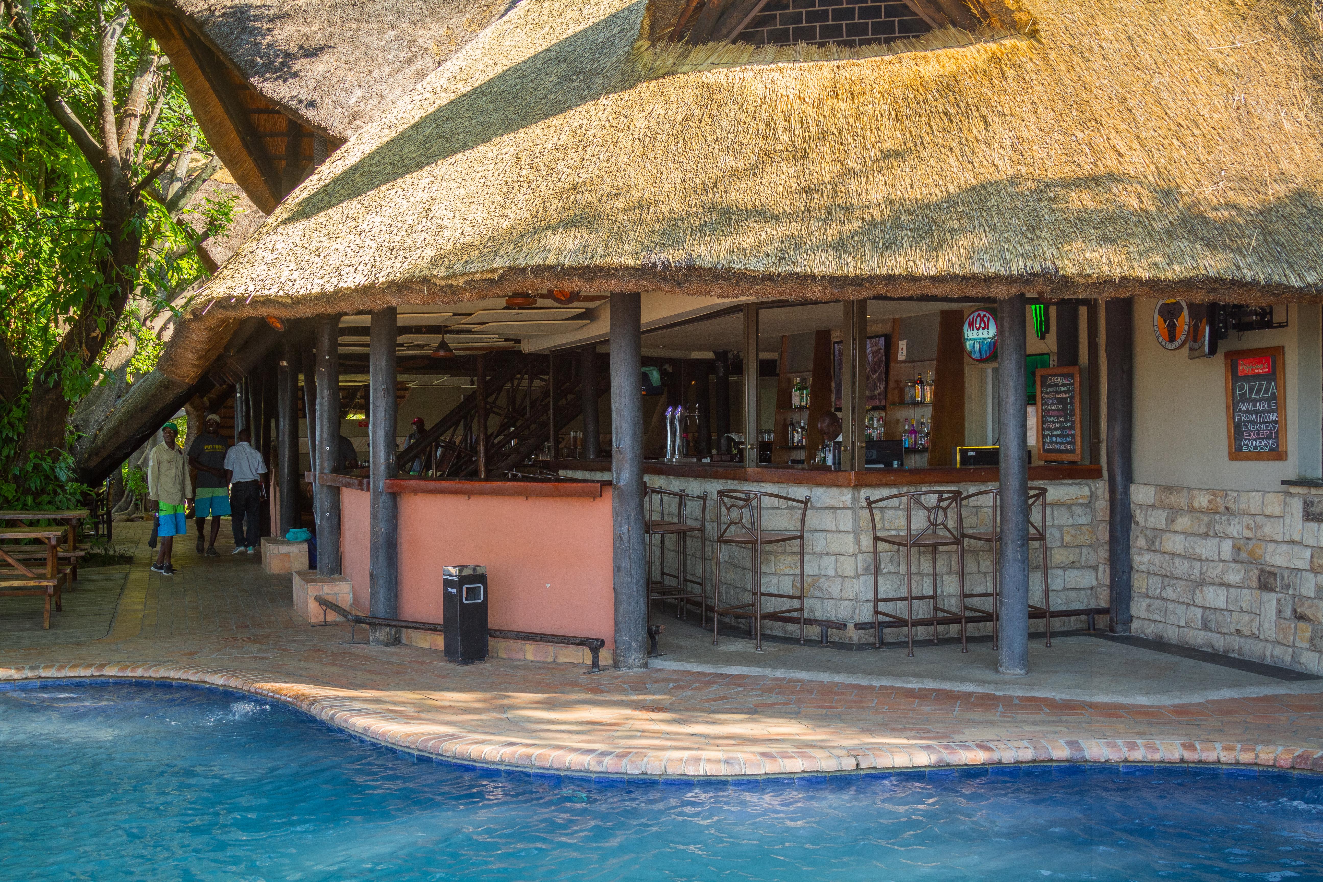 The Victoria Falls Waterfront Ливингстон Экстерьер фото
