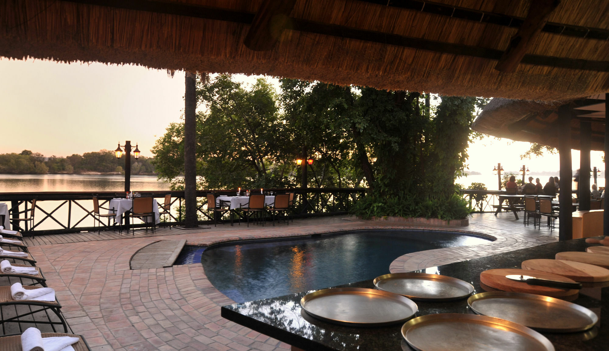 The Victoria Falls Waterfront Ливингстон Экстерьер фото